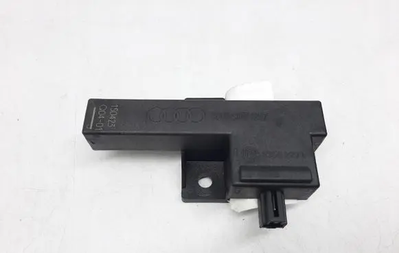 Audi A6 C7 Keyless system antenna 8K0907247