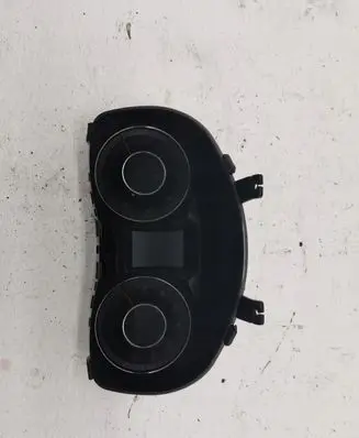 Hyundai i40 Speedometer (instrument cluster) 94003-3Z055