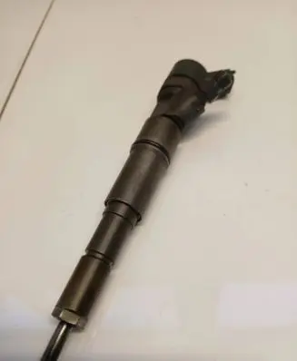 Land Rover Range Rover L322 Fuel injector 0445110047