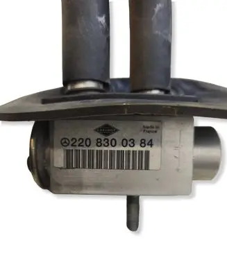 Mercedes-Benz B W245 Air conditioning (A/C) expansion valve 2208300384 71721002L 171072354