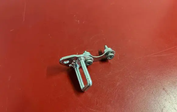 BMW X7 G07 Trunk lock loop 7430153