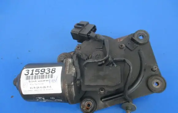 KIA Carnival Front wiper linkage and motor