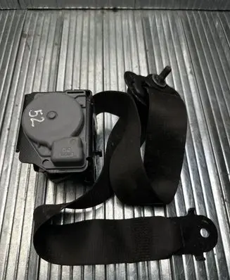 BMW X6 E71 Front seatbelt 3052985