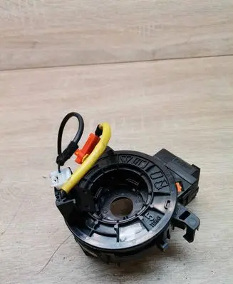 Toyota Yaris Airbag slip ring squib (SRS ring) X5CX612577