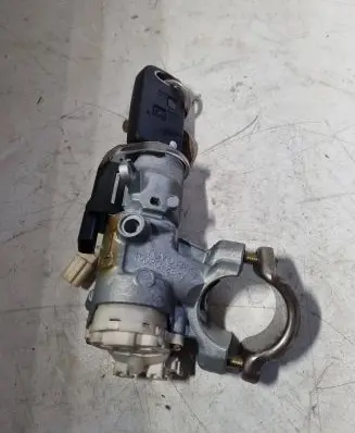 Toyota Previa (XR30, XR40) II Ignition lock 45020287