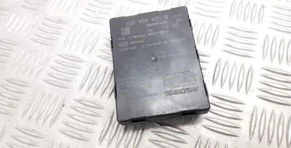 Volkswagen PASSAT B8 Keyless (KESSY) go control unit/module 3Q0959435B
