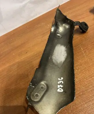 Mercedes-Benz C W203 Heat shield in engine bay A6420901141 D736