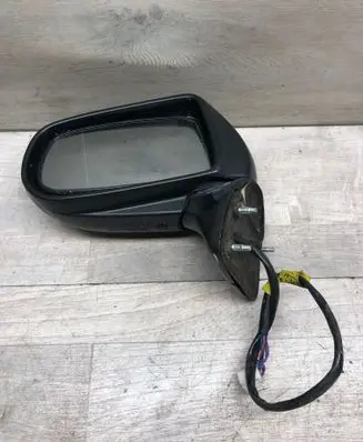 Front door electric wing mirror