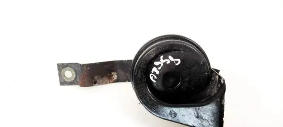 Nissan Primera Horn signal E9011157