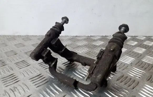 Volkswagen Touran II Rear brake pad spring 