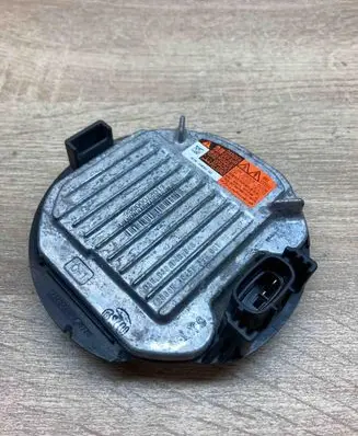 BMW 5 F10 F11 LED ballast control module 61027000086 601500458353160