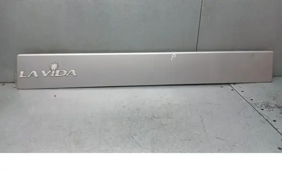 Mercedes-Benz Vaneo W414 Front sill (body part) 