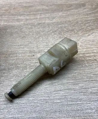 Audi A6 S6 C5 4B Brake pedal sensor switch 4A0945515A