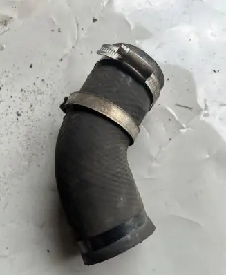 Peugeot 4007 Intercooler hose/pipe