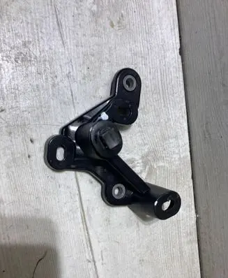 Ford Focus Engine mount bracket NX6T14A301CA