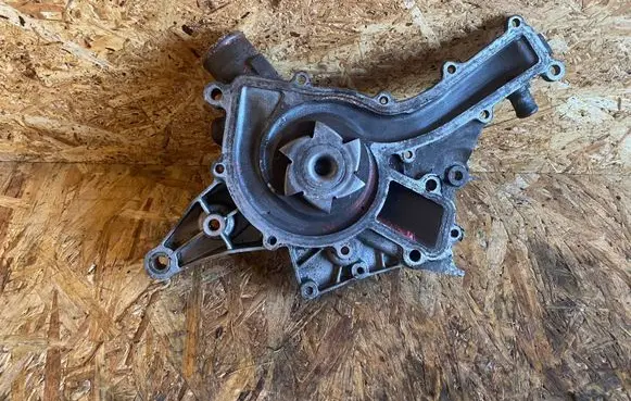 Mercedes-Benz S W220 Water pump A1129050301