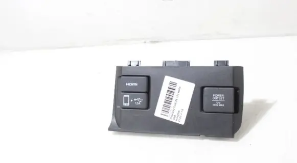 Honda Civic X Cigarette lighter front 