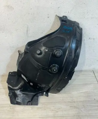 BMW X5 G05 Front arch 