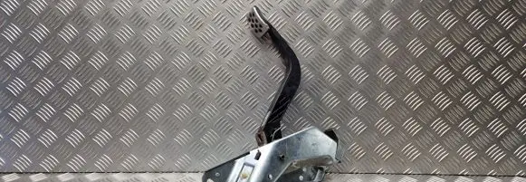Opel Zafira B Clutch pedal 28870 11120 13208427