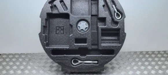 Nissan Qashqai Tool box 849A74EA1B