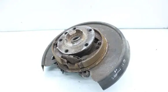 Volkswagen Touareg I Rear wheel hub