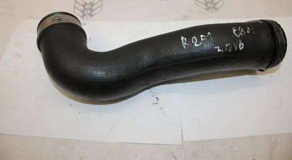Mercedes-Benz R W251 Intercooler hose/pipe A2515280382