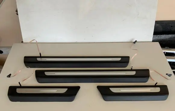 Audi Q7 4M sill trim set (inner) 4M0947405 4M0947406 4M0947417