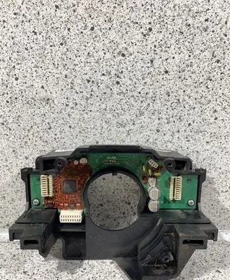 Volvo XC70 Steering rack control module 30710947