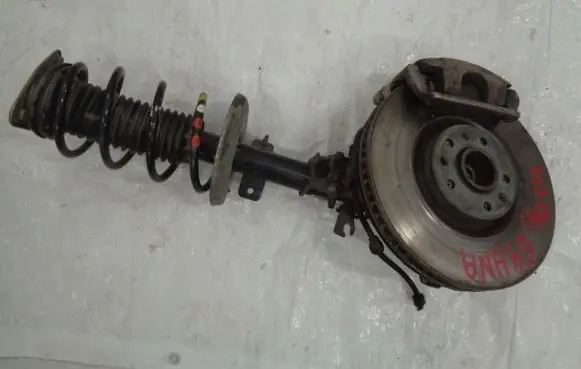 Peugeot 308 Front wheel hub spindle knuckle