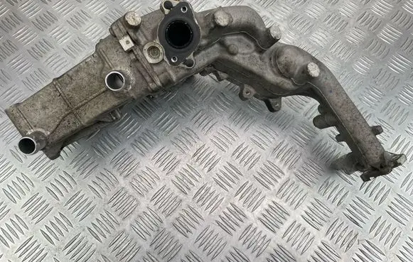 Mercedes-Benz C W204 EGR valve cooler A6461401075 A646401608 A6460940057