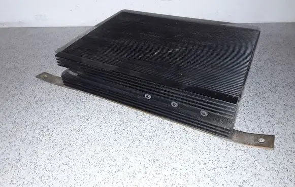BMW 5 E34 Sound amplifier 82899408488