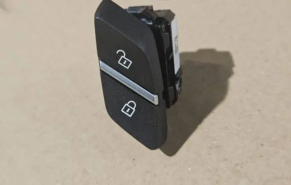 BMW X5 F15 Central locking switch button 9350442 20315810