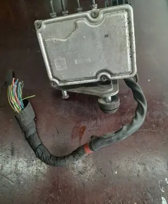 Mercedes-Benz S W221 ABS Pump A2219012700 A2214319512