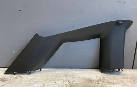 BMW i3 (C) pillar trim 7275669