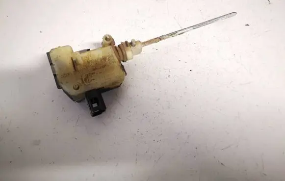 Skoda Octavia Mk2 (1Z) Central locking motor 1m0959781a 1z0810773