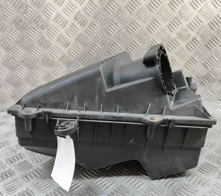 Volkswagen New Beetle Air filter box 1J0129607