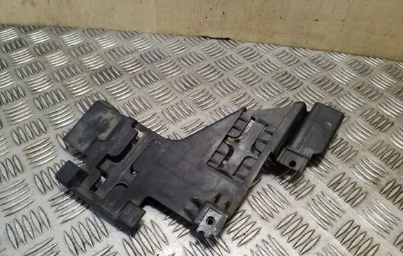 Audi Q5 SQ5 Headlight/headlamp mounting bracket 1010717075