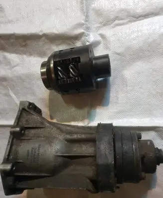 Audi A4 S4 B5 8D Rear differential 01A301231D