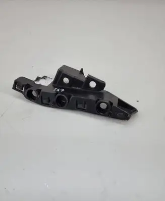 Audi Q7 4M Front bumper mounting bracket 4M0807284B