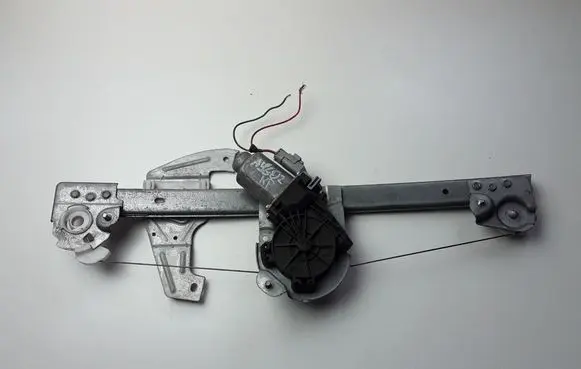 Toyota Aygo AB10 Front door window regulator with motor 698200H020