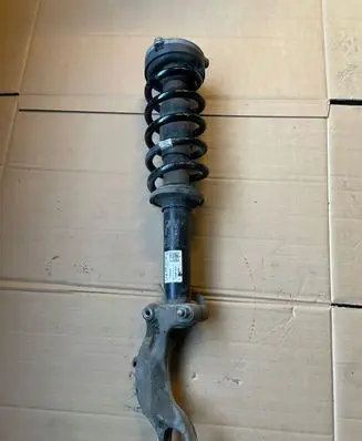Audi Q7 4M Front shock absorber with coil spring 4M0031AB4M0413037
