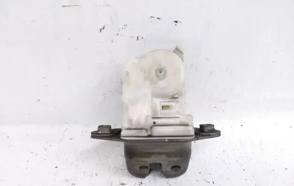 Subaru XV II Tailgate/trunk/boot lock/catch/latch