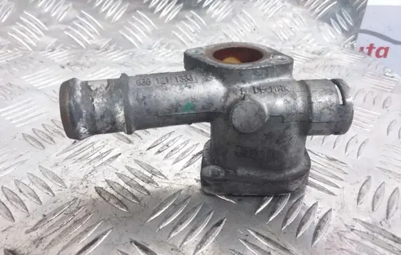 Ford Galaxy Engine coolant pipe/hose 038121133J