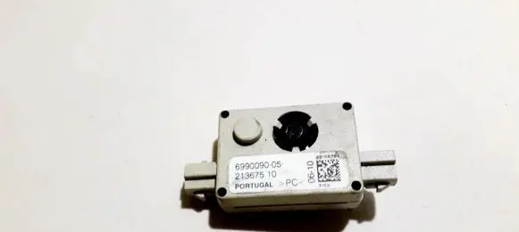 BMW 3 E90 E91 Antenna control unit 699009005 21367510