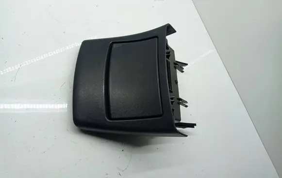 Mercedes-Benz E W211 Glove box A2116800450