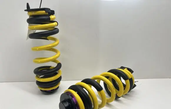 BMW M4 G82 G83 Rear coil spring 8098764 253200EB
