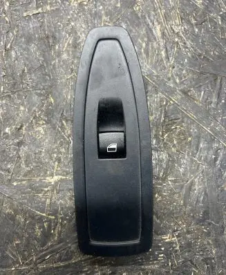 BMW 1 F20 F21 Electric window control switch 9208107 L2A05314 E2A65314