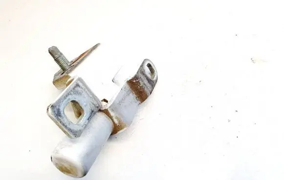Ford Mondeo MK IV Rear door lower hinge a046575