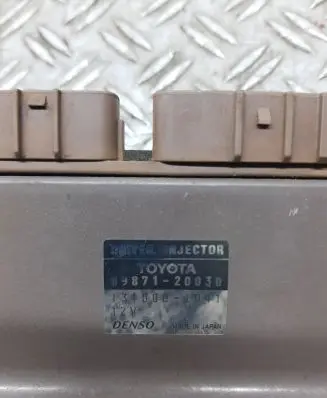 Toyota Corolla Verso E121 Fuel injection control unit/module 