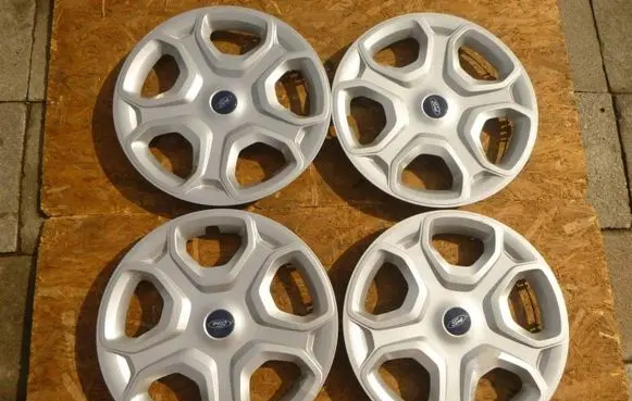 Ford Kuga II R17 wheel hub/cap/trim 